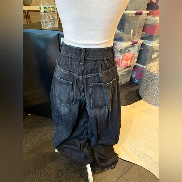 GRLFRND Chloe High Rise Pleated Wide Leg in Fulton